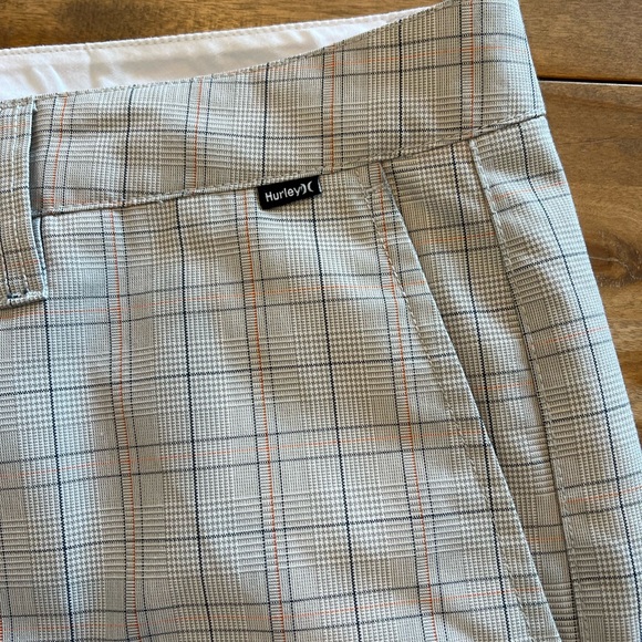 Hurley golf shorts - Picture 6 of 10